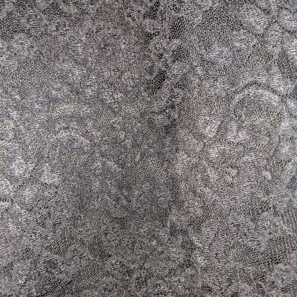 NWT Banana Republic black lace skirt - Picture 2 of 3